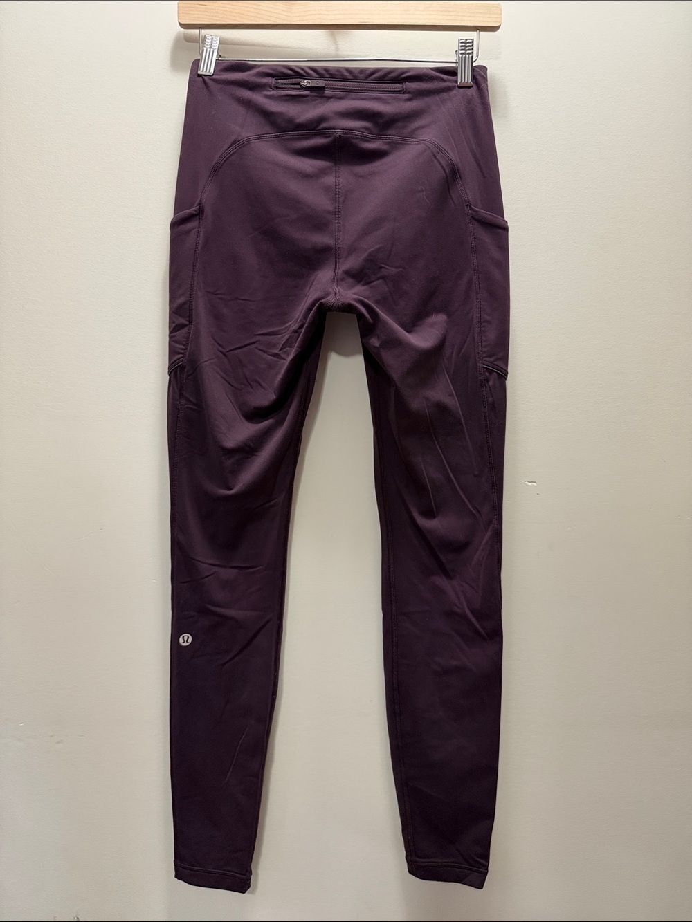 Lululemon Athletica Performance Leggings - Deep Plum Size 27 Waist Size 4